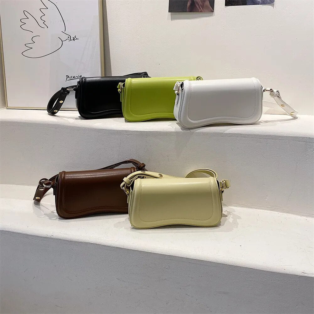 Wavy Shoulder Bag – Isadora