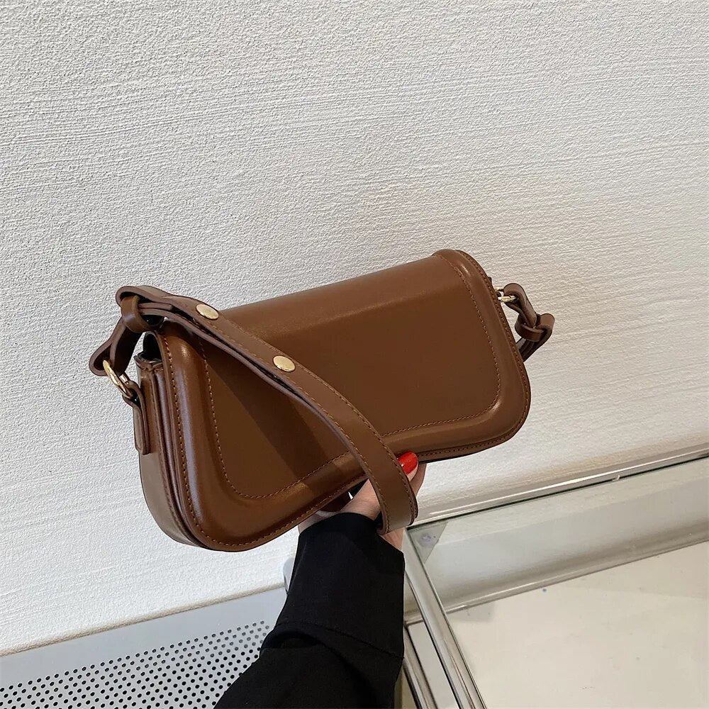 Wavy Shoulder Bag – Isadora