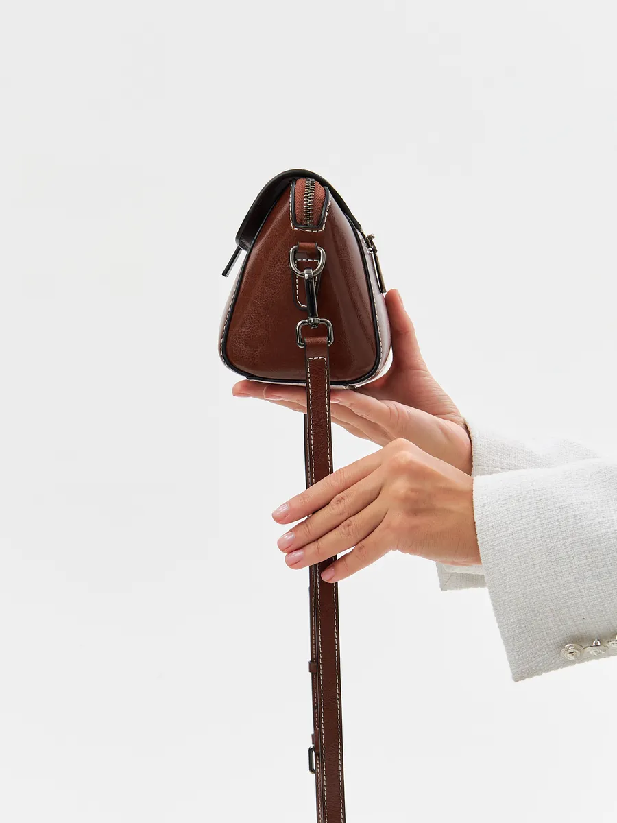 Genuine Leather Small Crossbody Bag – Daisy