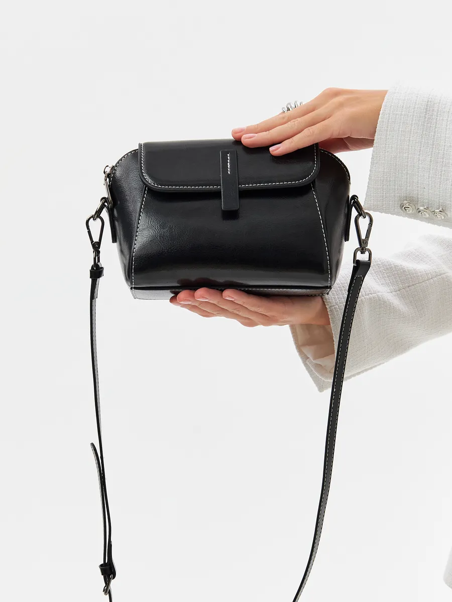 Genuine Leather Small Crossbody Bag – Daisy